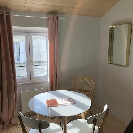 ღ Le Cocon - Studio, Hyper Centre, Cosy * La Rochelle (Charente-Maritime)